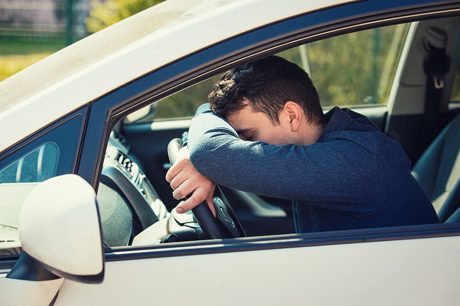 dangers of a drowsy driver